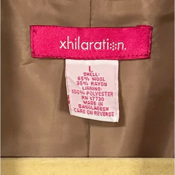 Women’s camel colored button up jacket - Picture 3 of 5